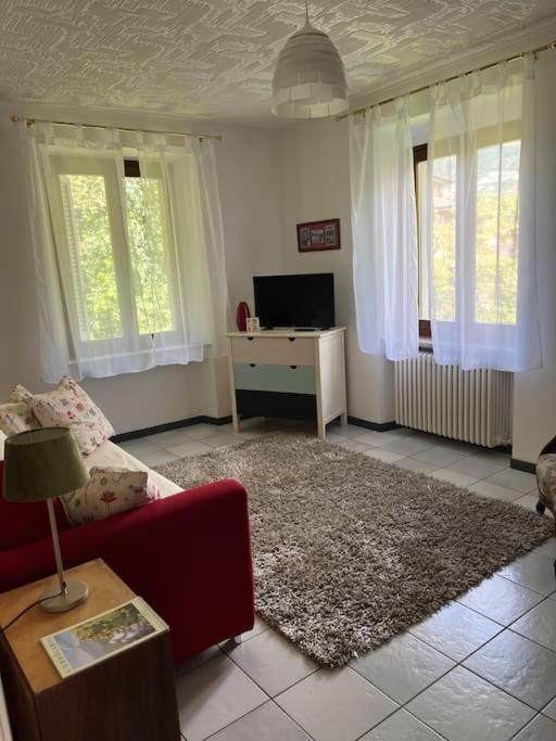Gabbinoholidayhome Appartamento In Suggestiva Corte Como Eksteriør billede