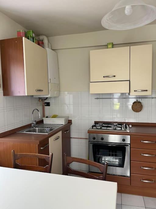 Gabbinoholidayhome Appartamento In Suggestiva Corte Como Eksteriør billede